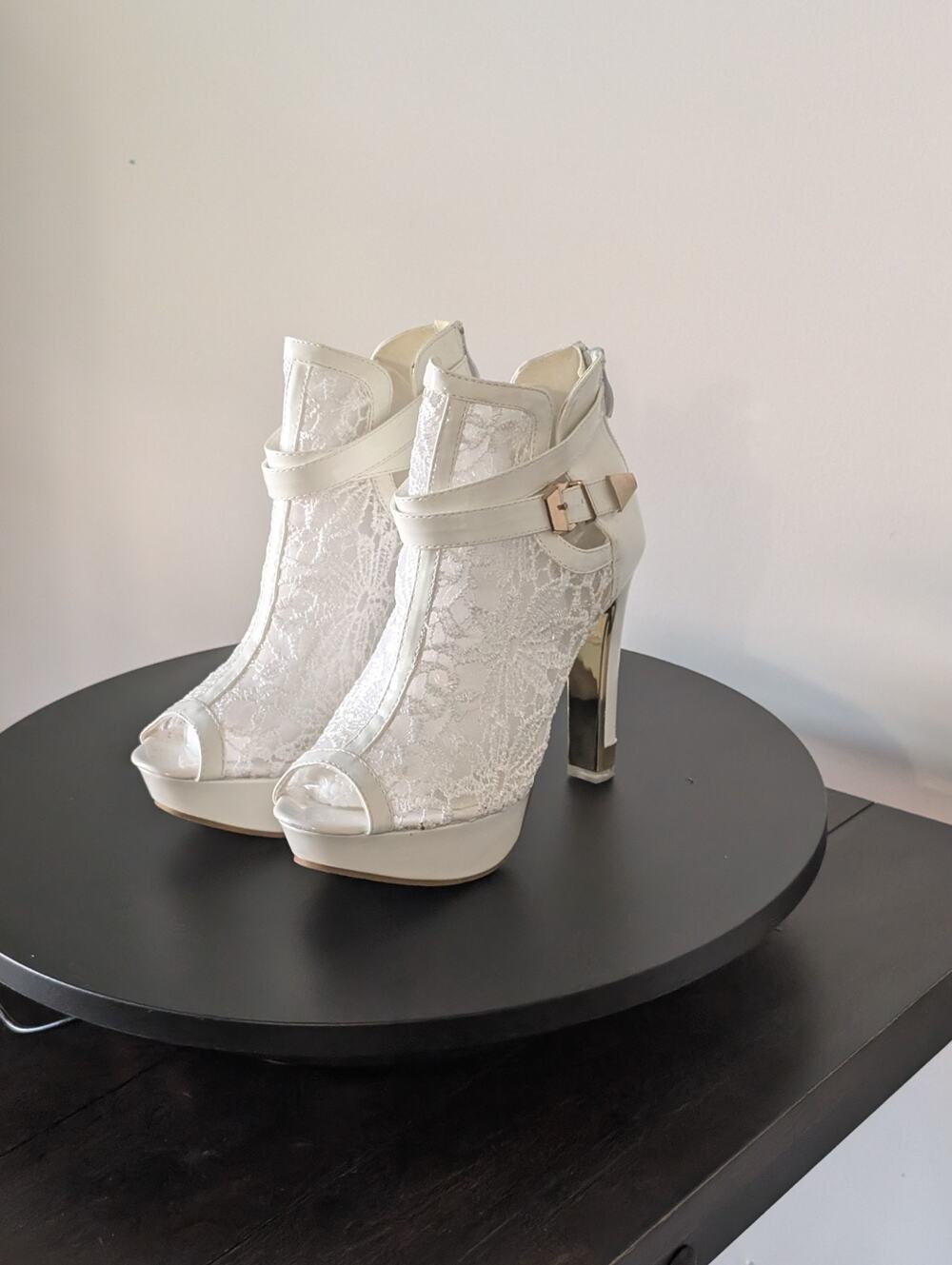 Women's Hollow Out Lace High Heels Ankle Boots Buckle Heels-white Size 37-US 6.5